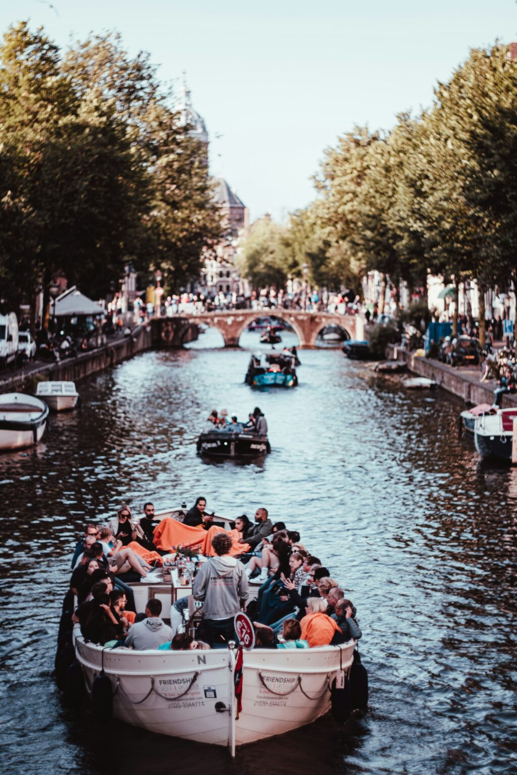 amsterdam boat party